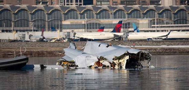 American_Airlines_Black_Hawk_Helicopter_Crash_Potomac_River