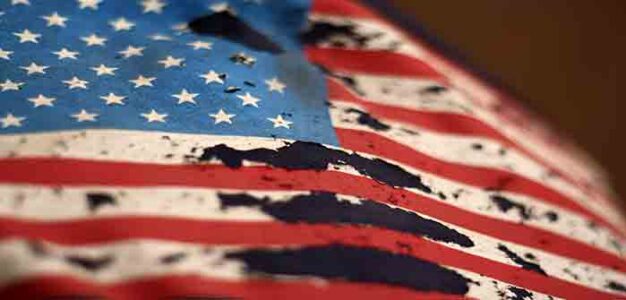 American_Flag_GettyImages_700