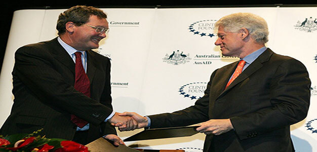 Australian_FM_Alexander_Downer_Bill_Clinton_The_Clinton_Foundation