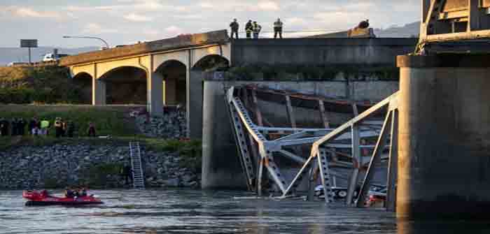 Bridge_Collapse_Seattle_Bridge