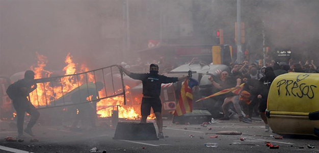Catalan_Protests_Violence_Barcelona