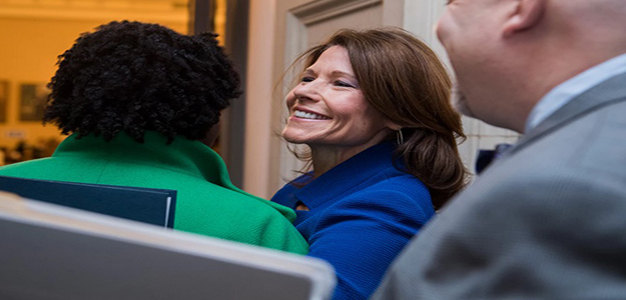 Cheri_Bustos_GettyImages_Tom_Williams