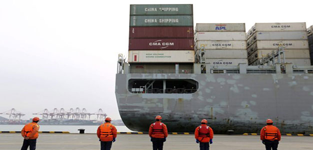 China_Shipping_Containers_AP_Chinatopix