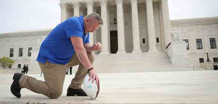 Coach_Praying_Supreme_Court