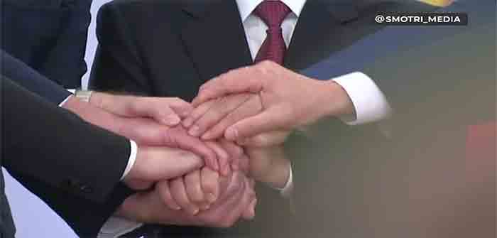 DPR_LPR_Kherson_Zaporozhye_Russian_Leadership_and_Putin_hands