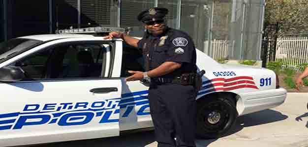 Detroit_Police_Officer