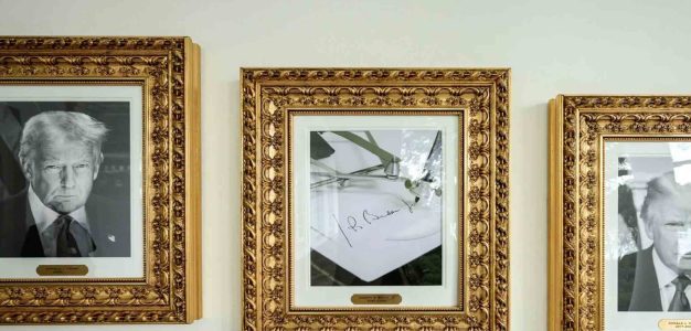 Donald_Trump_Autopen_Prez_Donald_Trump_Screenshot-2025-10-28