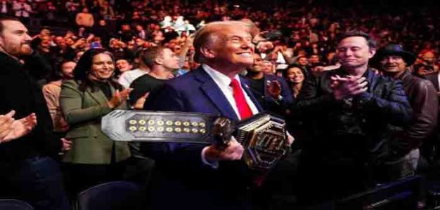 Donald_Trump_Jon_Jones_UFC_Championship_Belt_2