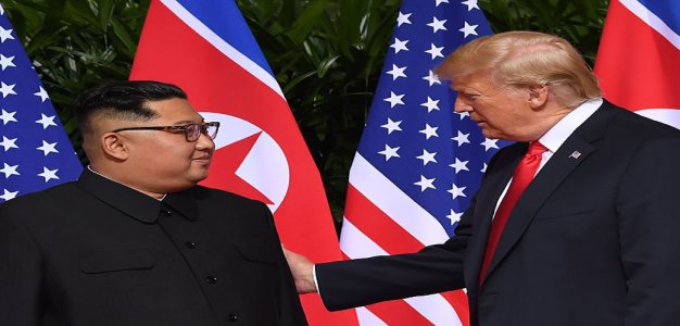 Donald_Trump_Kim_Jong_un_NK_Summit_AP