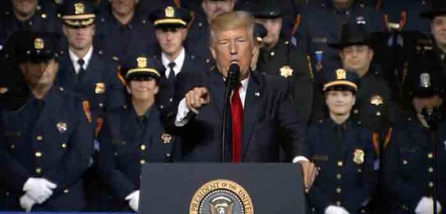 Donald_Trump_Law_Enforcement_Police
