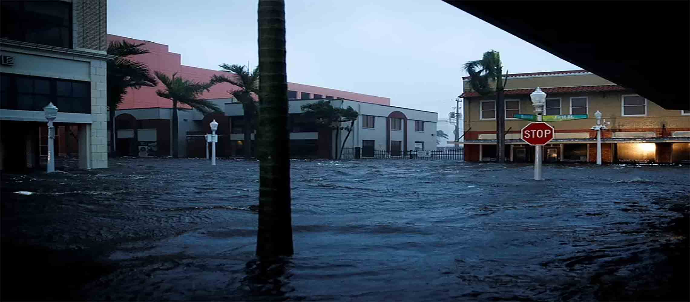 Fort_Myers_Hurricane_Ian_Reuters_09