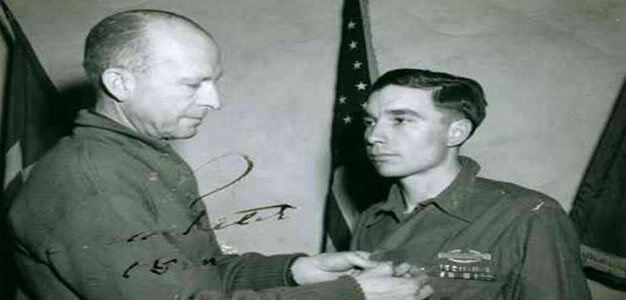 Garlin_Conner_WWII_Army_lieutenant
