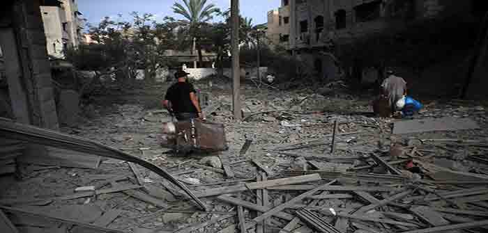 Gazans_Fleeing_972Mag_Mohammed_Zaanoun
