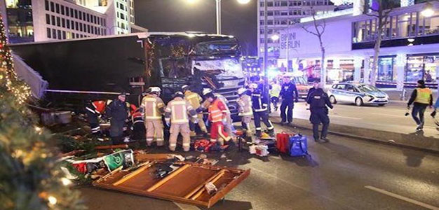 German_Bus_Drives_Into_Crowded_Market_2