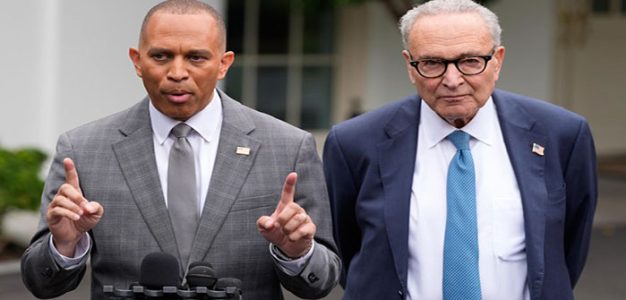 Hakeem_Jeffries_Chuck_Schumer_White_House_09-30-2025