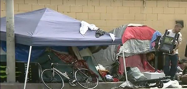 Homeless_Camp_California