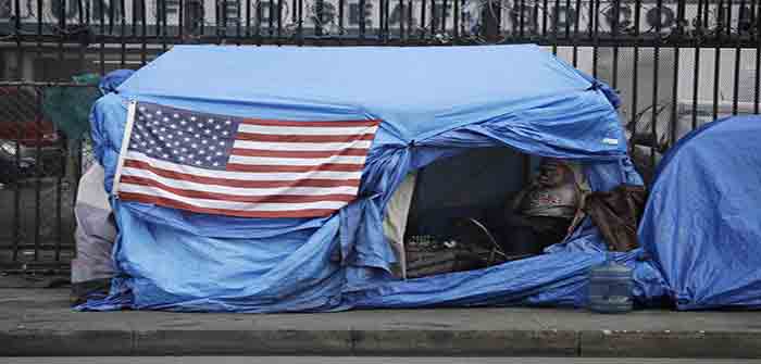 Homeless_Man_American_Flag