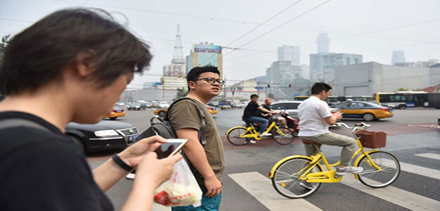 Internet-_User_in_China_GettyImages_Greg_Baker