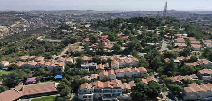 Israel_Har_Gilo_Settlement_Green_Line_AFP_Menahem_Kahana