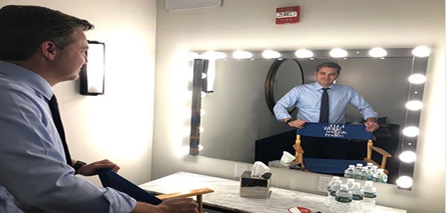 Jim_Acosta_Mirror