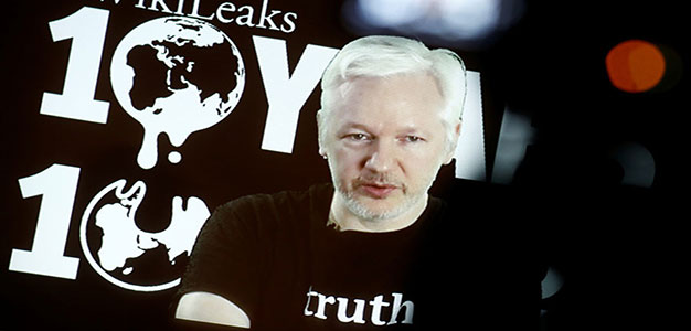 Julian_Assange_Axel_Schmidt_Reuters