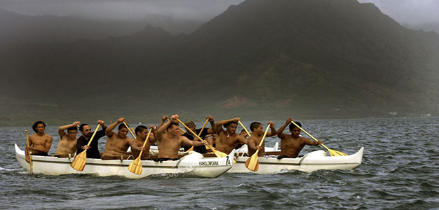 Keahiakahoe_Canoe_Club_Hawaii_Lucy_Pemoni_Reuters