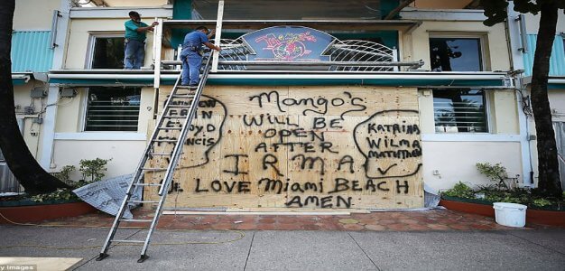 Mangos_Love_Miami_Beach