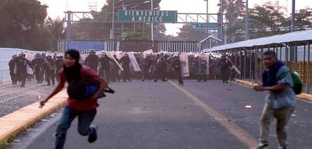 Migrants_Mexico_Honduras_border