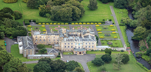 Newbattle_Abbey_College_Andrew_Shiva