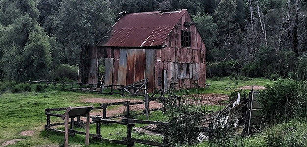 Old_Barn