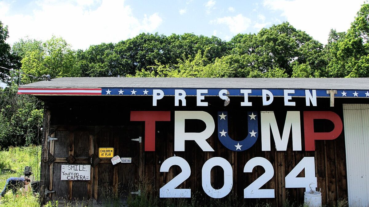 President_Trump_2024_barn_sign_Germantown_New_York_Wikimedia_Tyler_A_McNeil