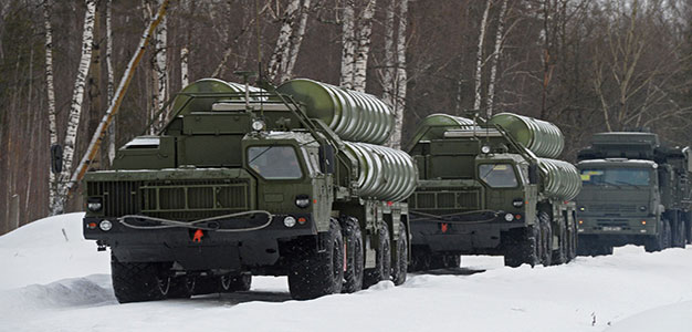 Russia_SAM-400_Triumf_Missile_Defense_Mikhail_Voskresenskiy_Sputnik