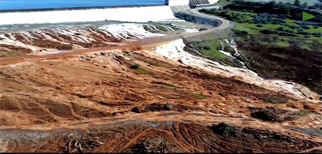 Screenshot_Oroville_Dam_Overflow_RT