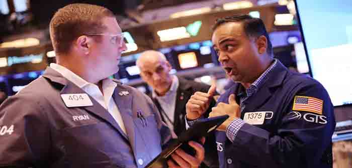 Stock_Market_Trader_gettyimages_Michael_M_Santiago