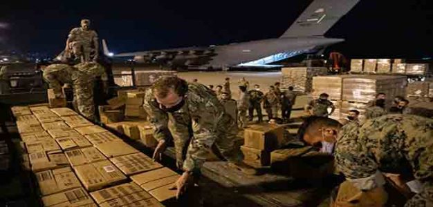 Supplies_to_Lebanon_US_Air_Force_Justin_Parsons