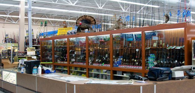 Walmart_Gun_Counter