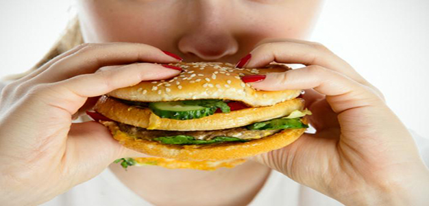 Woman_Eating_Hamburger