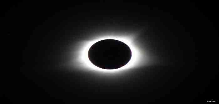 total_solar_eclipse_Flickr_Lisa_Zins