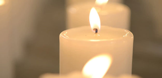 white_candle